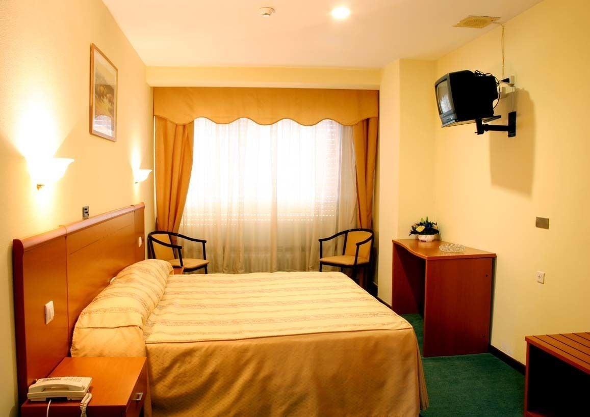 Hotel Las Vinas Arteixo Εξωτερικό φωτογραφία