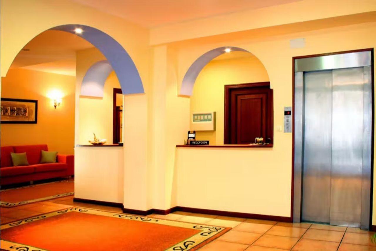 Hotel Las Vinas Arteixo Εξωτερικό φωτογραφία
